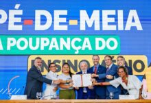 Governo confirma novo benefício aos jovens brasileiros que pode chegar a mais de 9 mil reais ao longo do nível médio.