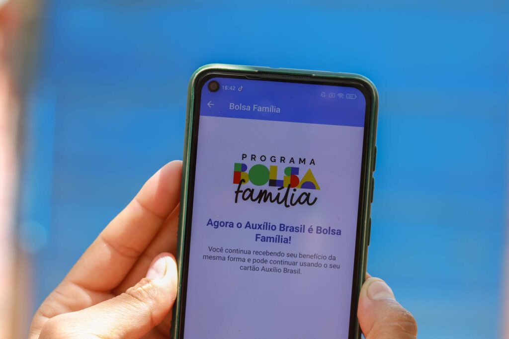 Bolsa Família na sua mão: guia rápido solicitar dispositivos de saque HOJE (17)