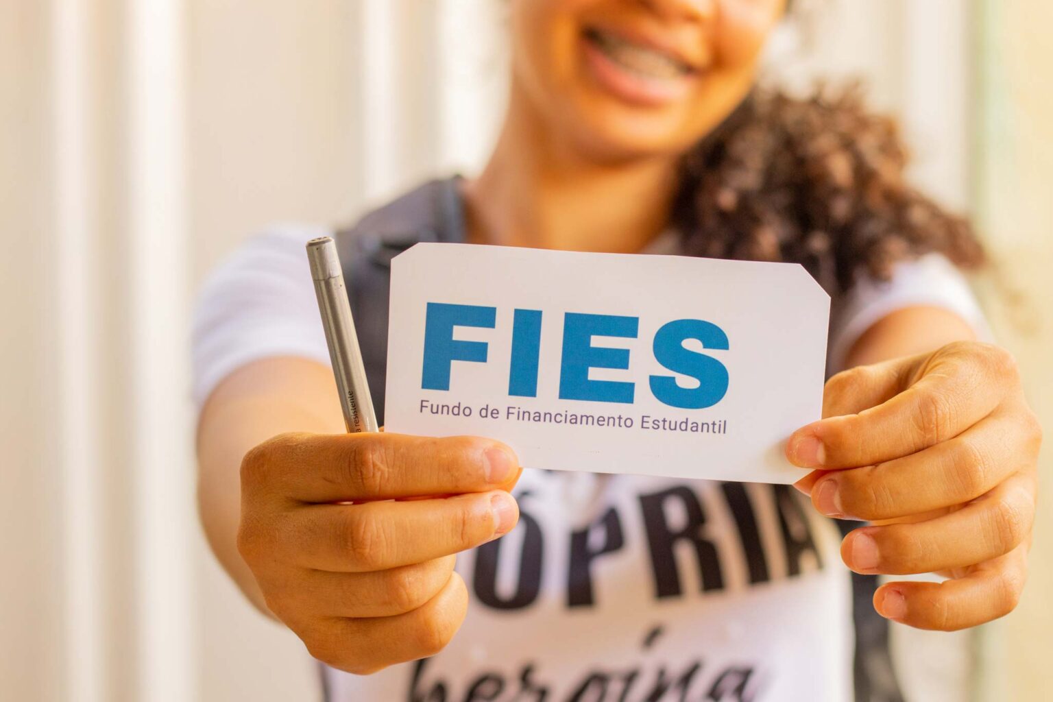 FIES Social: entenda o que é o programa que está salvando MILHARES de ...