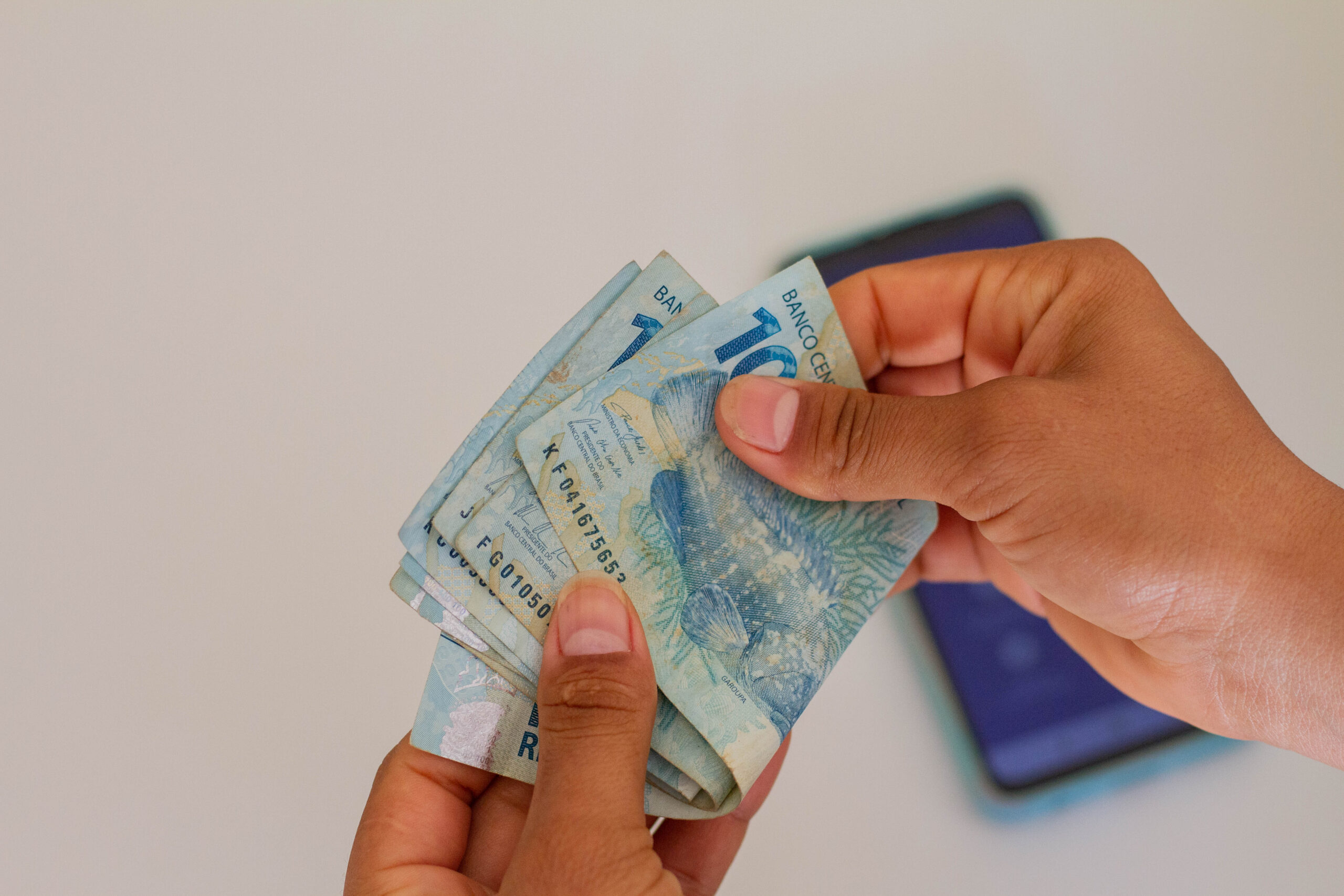 Nova linha de crédito para quem está no Bolsa Família acende luz no caminho daqueles que desejam empreender no Brasil.