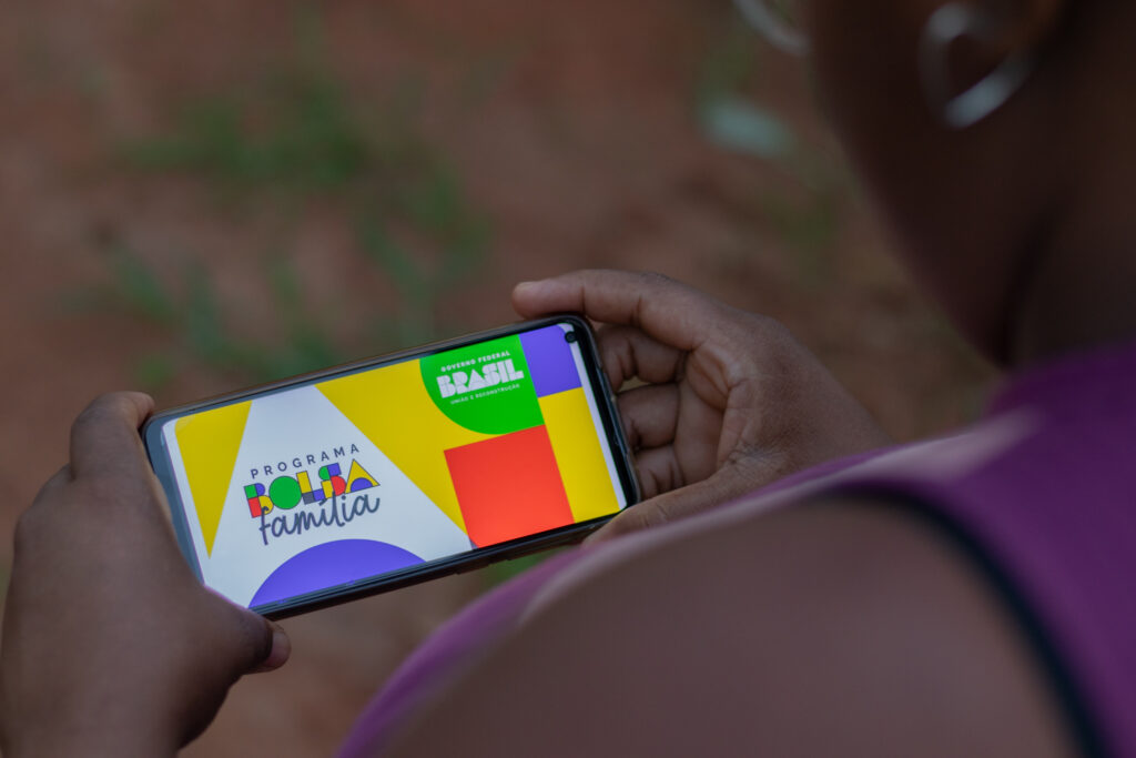 Entenda as regras do saque extra que muitas pessoas tiveram direito e podem conseguir novamente daqui em diante no Bolsa Família.