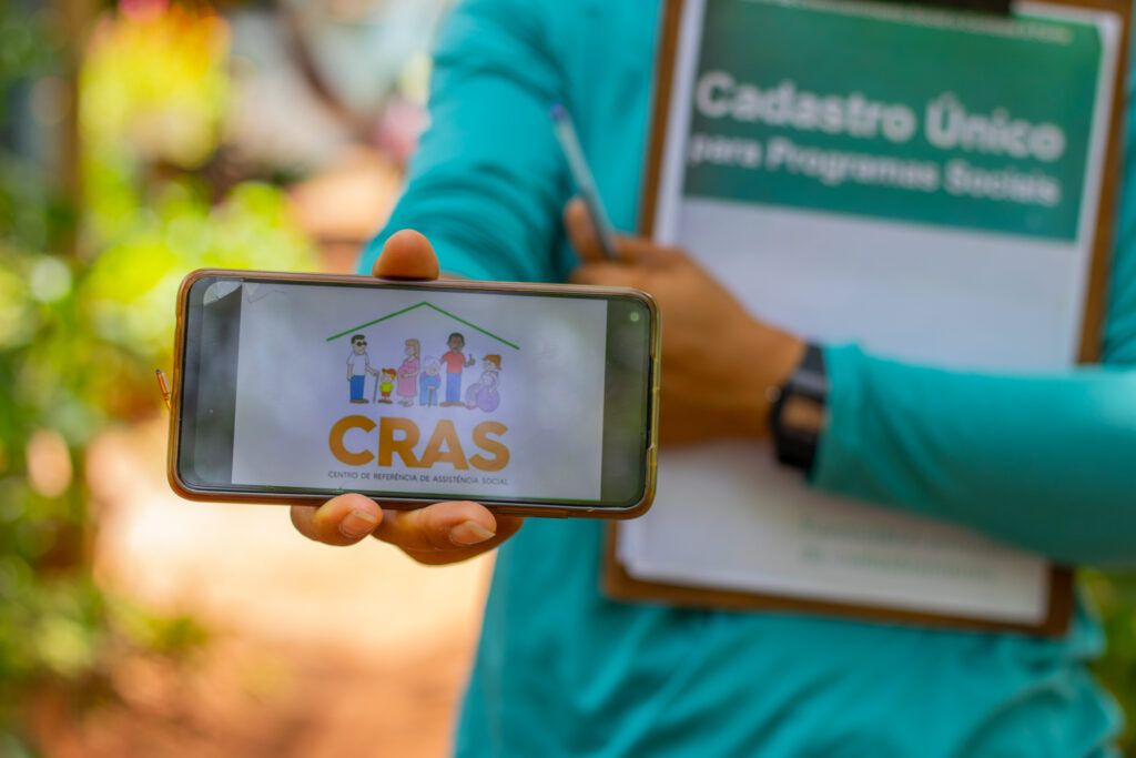Afinal, será que essa indagação tem algum sentido? Por que tem gente falando que não consegue receber o Bolsa Família no CRAS.