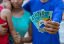 Será que o Bolsa Família de 2024 prevê uma parcela adicional referente a um suposto 13º salário para os beneficiários do programa?