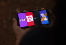 Quem tem cartão de crédito pode receber o Bolsa Família, e qual é o cartão mais indicado neste sentido? Entenda agora mesmo.