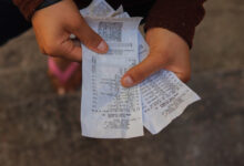 Afinal de contas, é verdade que não podeo colocar o CPF na nota para evitar perder acesso ao Bolsa Família? Entenda.