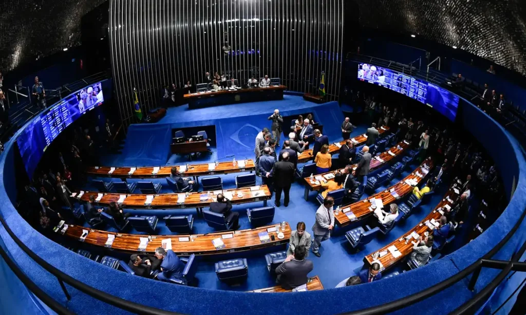 Entenda se é verdade ou não que as dívidas de quem está no RS serão perdoadas dentro do Bolsa Família.