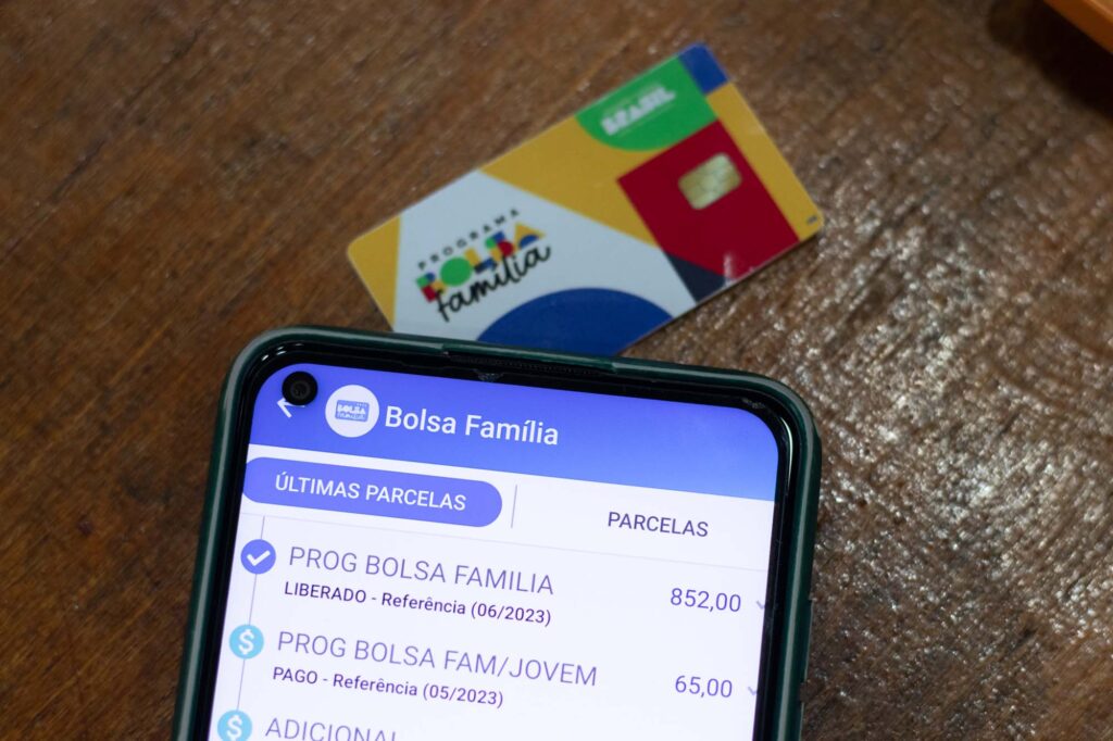 Mude o endereço do seu Bolsa Família sem dor de cabeça: confira o procedimento atualizado