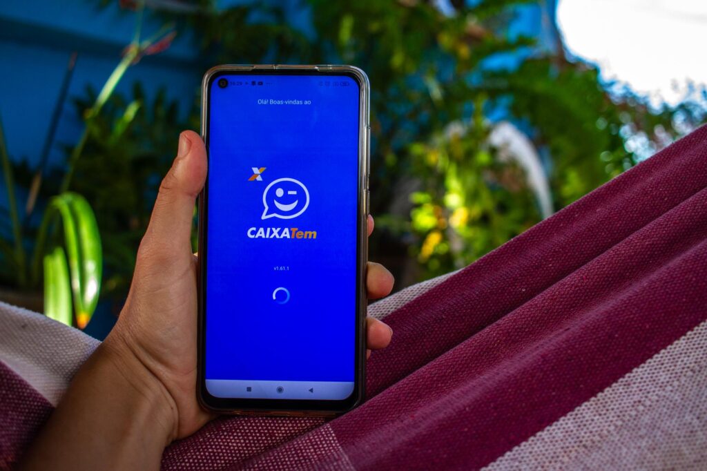 Alerta de DINHEIRO TRAVADO! Dispositivo bloqueado no Caixa Tem: consigo sacar com o cartão?