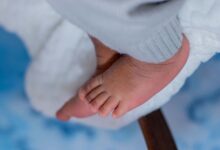 É obrigatório pesar seus filhos mesmo com o Bolsa Família bloqueado? Regras e consequências