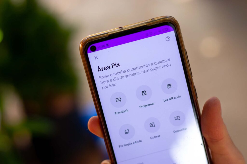 Pix Saque e Pix Troco no Bolsa Família: como usar para ter benefícios