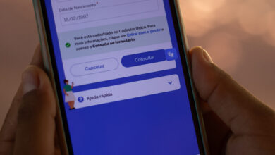 Alerta para muitos beneficiários do Bolsa Família revela urgência e atualizar o cadastro para não ser excluído dos pagamentos de maio.