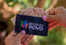 Se você está procurando emprego, pode se beneficiar de um benefício exclusivo. A Bolsa Trabalho paga valor considerável.