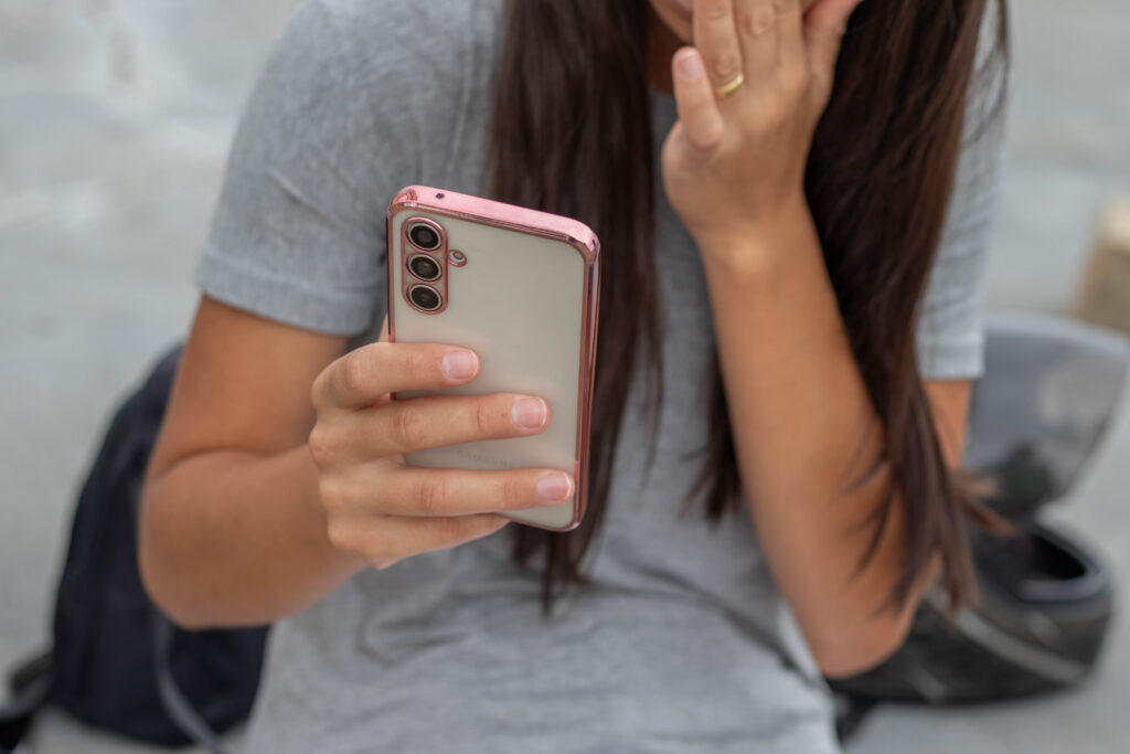Veja como usar o app Caixa Tem a seu favor para recarregar o celular. Beneficiários do Bolsa Família também têm essa oportunidade.