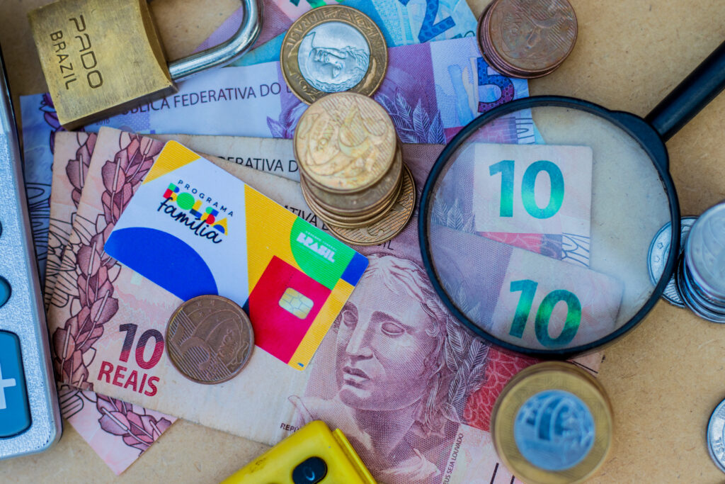 O Bolsa Família de junho vem com valor que pode surpreender muitas pessoas. Descubra quais são as novidades para o próximo mês.