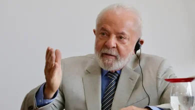 Será que o Lula decretou o fim do Bolsa Família assim, sem mais nem menos? Entenda a verdade.