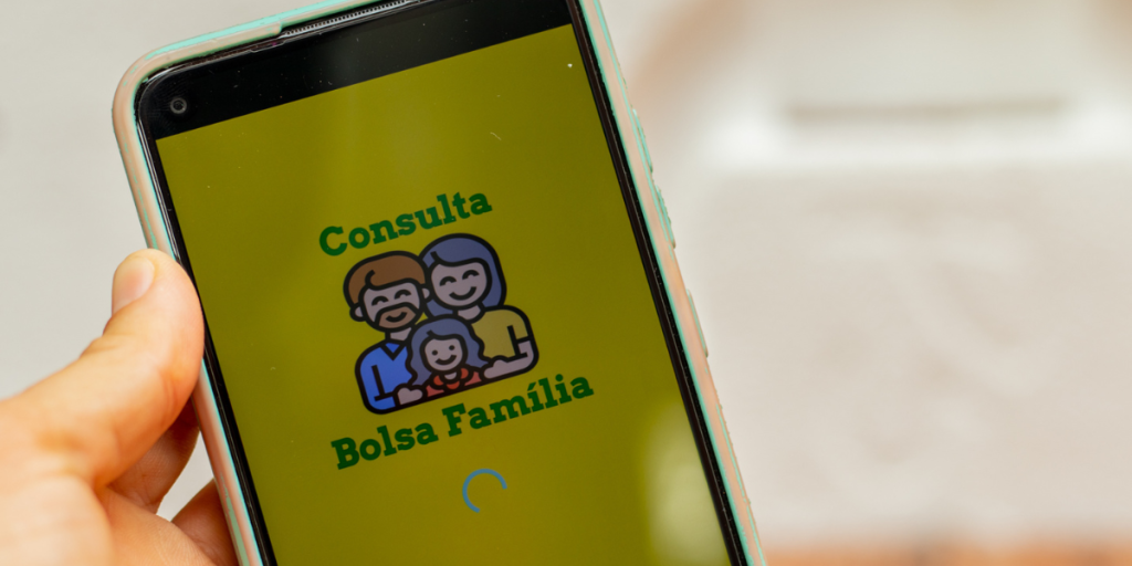 Estrangeiro que mora no Brasil pode receber Bolsa Família Conheça as regras