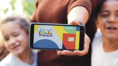 Atualize seu Cadastro Único facilmente pelo aplicativo ou CRAS para garantir seus benefícios sociais.