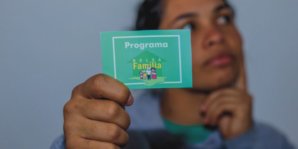 Descubra como trabalhadores autônomos e MEIs podem se beneficiar do Bolsa Família e garantir apoio financeiro.