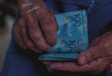 Descubra se você tem direito ao Cartão Dignidade de R$ 300 e garanta seu auxílio agora!