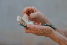 Idosos e outros brasileiros que precisam de renda extra podem garantir recebimentos mesmo dos cofres públicos do governo.