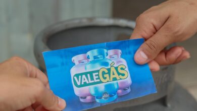 Liberaram meu Cartão Gás: preciso voltar ao CRAS para receber o Bolsa Família? A lei é CLARA