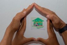 Morar com outro beneficiário do Bolsa Família pode impactar os benefícios, dependendo da composição da renda familiar registrada no CadÚnico.