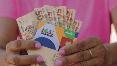 Saiba se você começa a receber o Bolsa Família no mês seguinte após a habilitação e como acompanhar o processo.