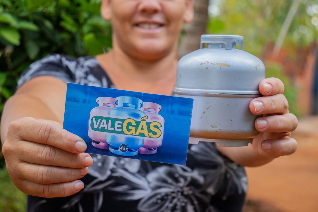 Auxílio Gás não caiu na conta e esse "problema" pode se repetir com muitas pessoas; entenda o que está acontecendo sobre esse assunto.