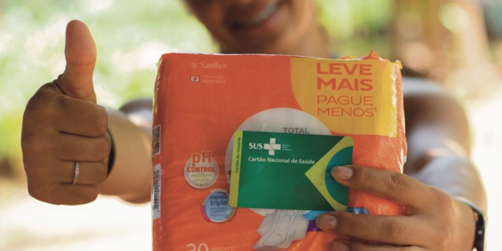 Aplicativo do Governo Federal facilita o acesso gratuito a absorventes para mulheres em situação de vulnerabilidade social.