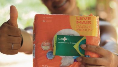 Aplicativo do Governo Federal facilita o acesso gratuito a absorventes para mulheres em situação de vulnerabilidade social.