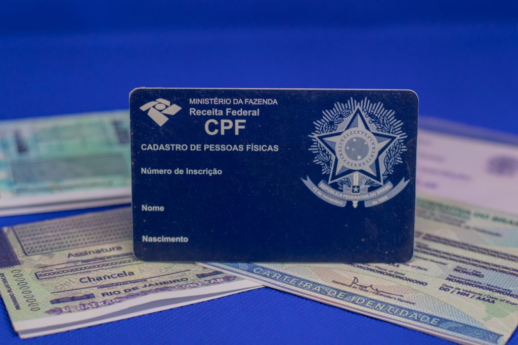 Aprenda a usar seu CPF para consultar auxílios que o governo oferece e que você pode ter direito de receber em breve ou ainda neste ano de 2024.
