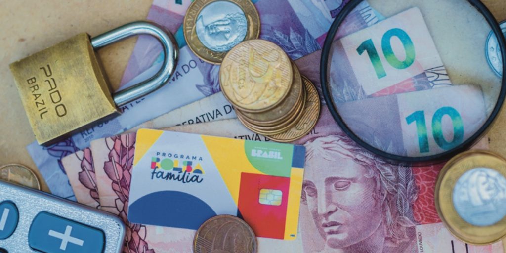 Descubra como desbloquear o Bolsa Família após o falecimento de um membro familiar e evite interrupções no benefício.