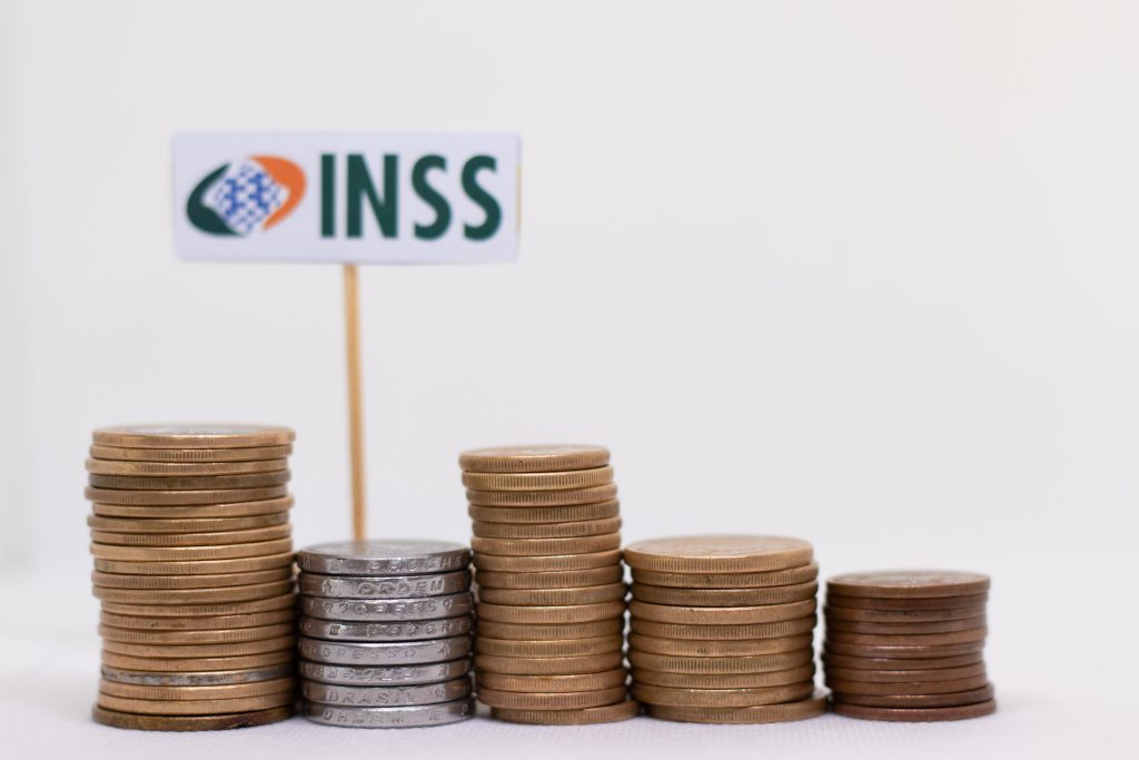 INSS pretende fazer pente-fino em benefícios sociais e gerar economia bilionária