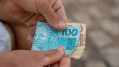 Qualquer pessoa gostaria de receber um extra de R$ 150, mesmo estando no Bolsa Família, certo? Entenda como isso acontece.