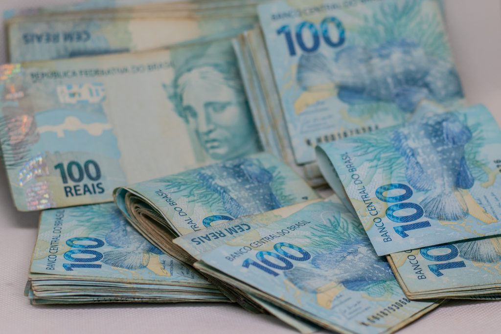 Se você não acredita, confira como conseguir um bom dinheiro na Caixa agora, mesmo estando no Bolsa Família.