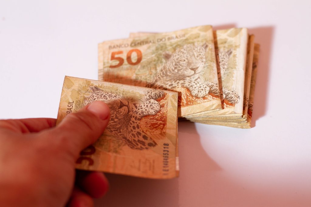 Descubra quais idosos terão a chance de receber valor que pode passar da casa dos 4 mil reais dentro de apenas 3 meses.