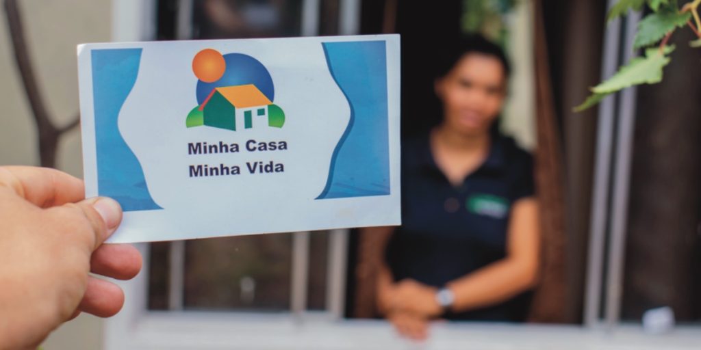 Entenda as novas regras do Minha Casa Minha Vida e saiba como obter financiamento para sua casa própria com condições facilitadas.
