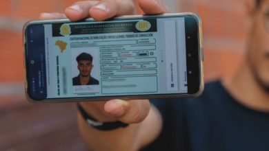 O Programa CNH Social oferece habilitação gratuita para pessoas de baixa renda em diversos estados do Brasil.