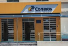 A Carta Social dos Correios facilita a comunicação entre famílias de baixa renda e beneficiários do Bolsa Família por apenas um centavo.