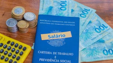 Chegou a hora de conseguir um bom emprego para deixar os benefícios sociais no passado. Veja as profissões que pagam mais hoje.