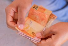 Salário mínimo de 2025 pode ter novidades em breve e o valor tende a animar muitos brasileiros; entenda agora.