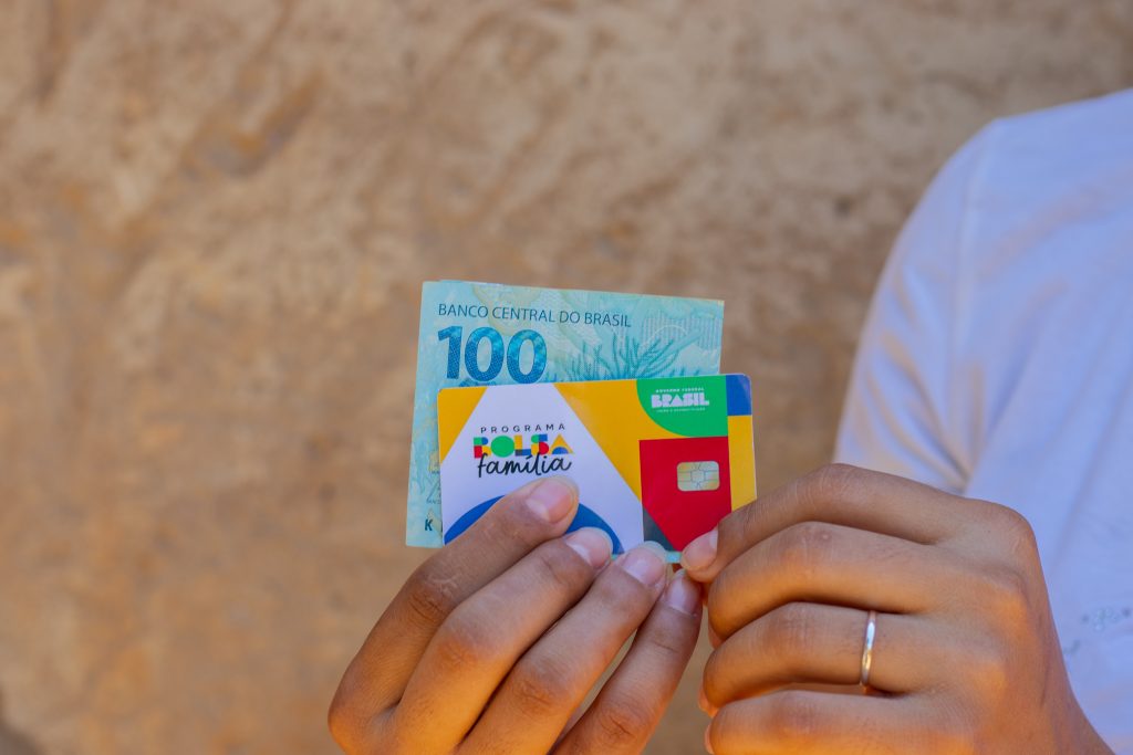 Empreendedores do Bolsa Família têm linha de crédito facilitada