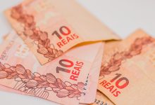 Está sem emprego e precisa de uma renda para segurar as pontas? Confira a Bolsa que promete pagar um bom valor.