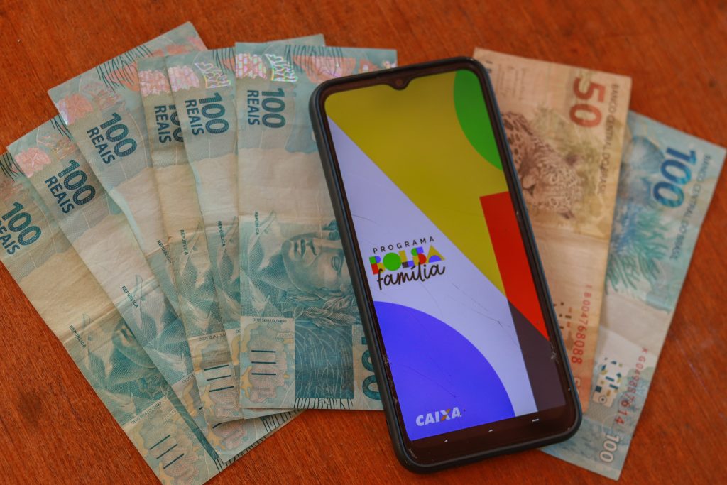 6 benefícios para famílias de baixa renda, além do Bolsa Família