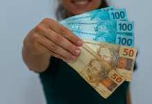 É possível sacar o Bolsa Família na lotérica usando apenas a biometria Confira aqui 