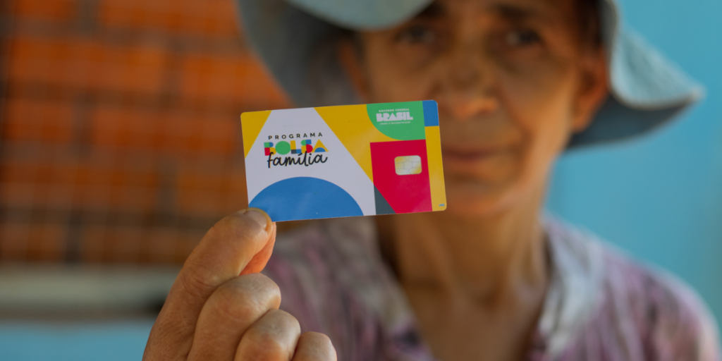 Faça isso a cada 6 meses ou risco de perder o Bolsa Família é real - entenda