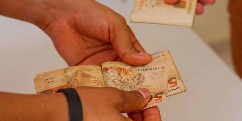 Nova renda extra saiba como se inscrever e garantir R$ 300 além do Bolsa Família