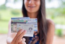 Pode até soar estranho para muita gente, mas provar que está vivo é algo necessário para receber benefícios do governo, em diferentes condições.