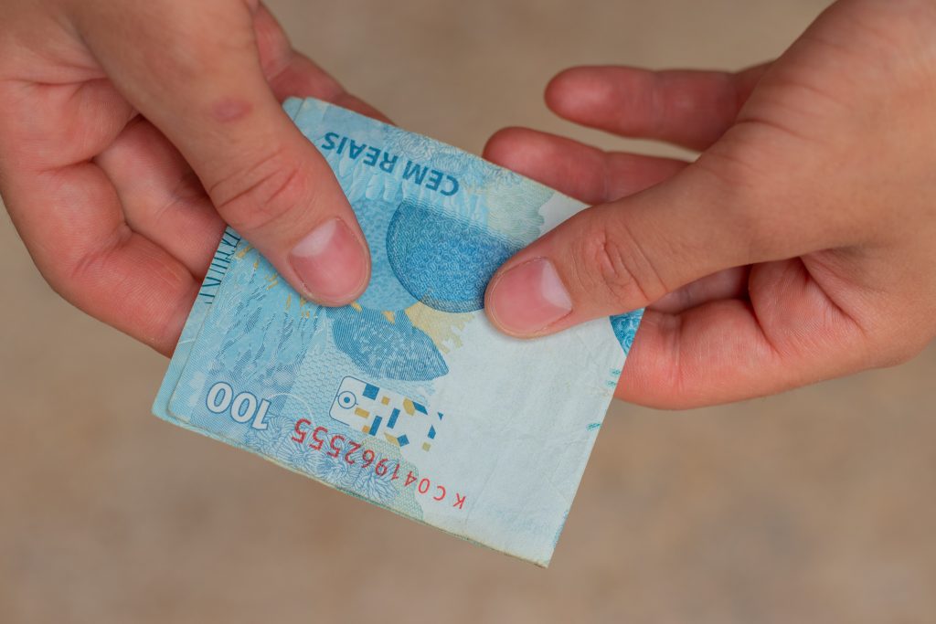 A data do próximo pagamento definida para quem tem CadÚnico e recebe o maior benefício de todos já foi informada.