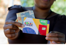 Salário mínimo de R$ 1.509 em 2025 Bolsa Família vai aumentar também Veja as novidades